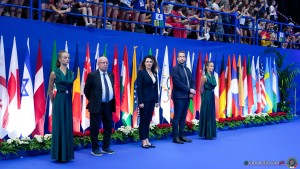 podium all around sfe00814 copia simone ferraro ph